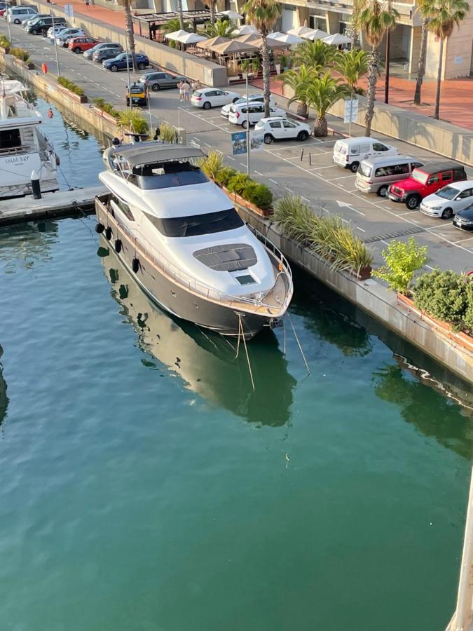 Motoryacht 21 Avec Equipage Hotel Barcelona Exterior foto