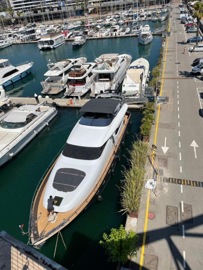 Motoryacht 21 Avec Equipage Hotel Barcelona Exterior foto