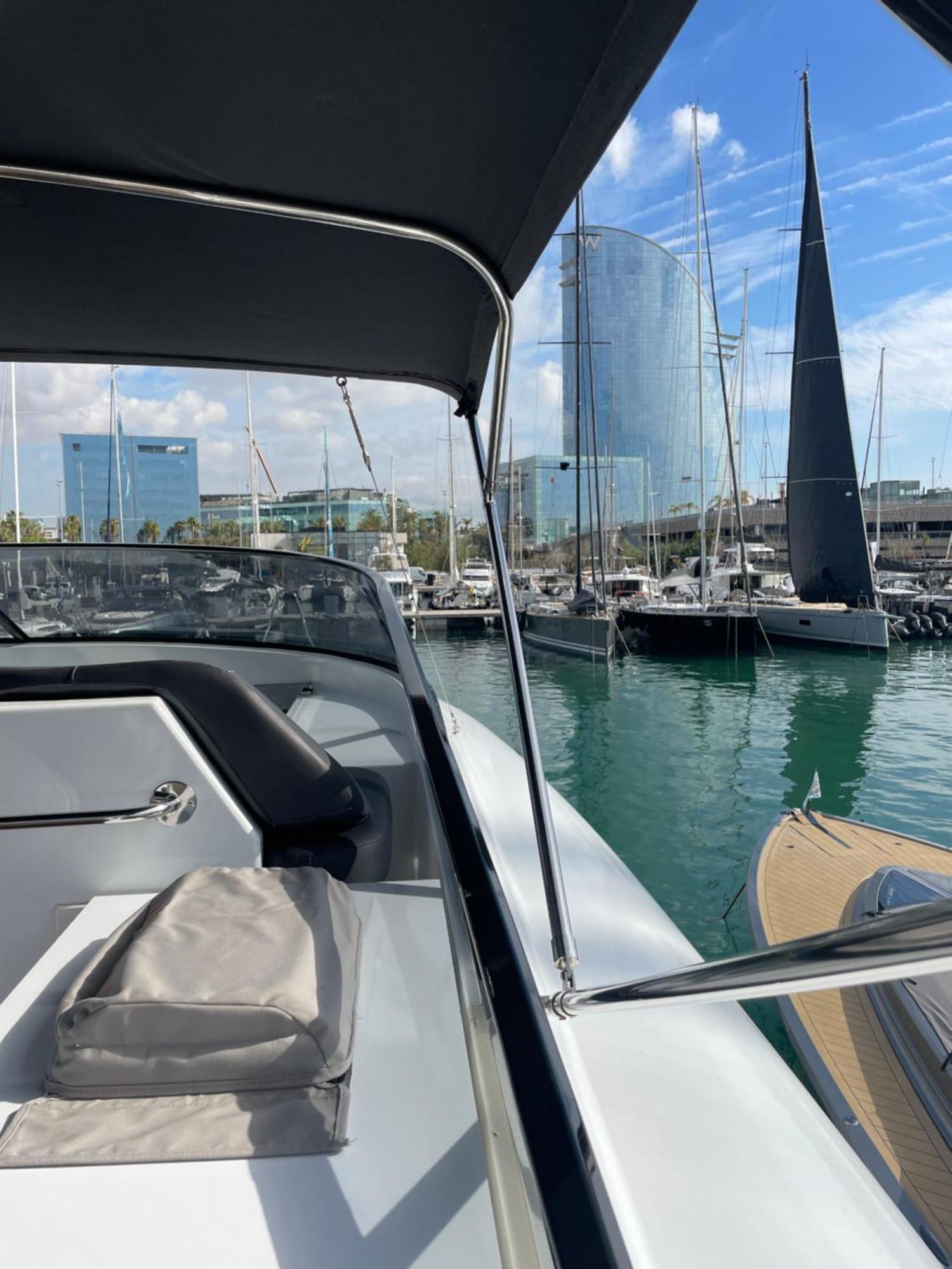 Motoryacht 21 Avec Equipage Hotel Barcelona Exterior foto